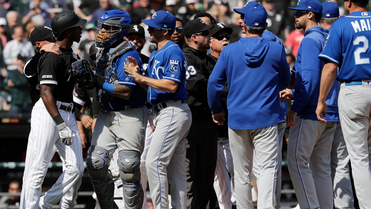 Royals hit Anderson after ChiSox SS flips bat; benches clear