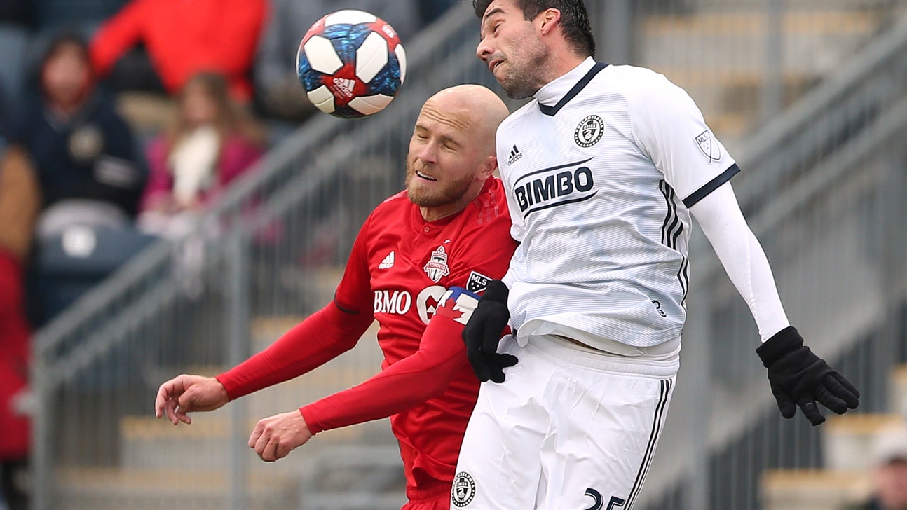 Bradley scores twice, Toronto beats Union 3-1 on opening day