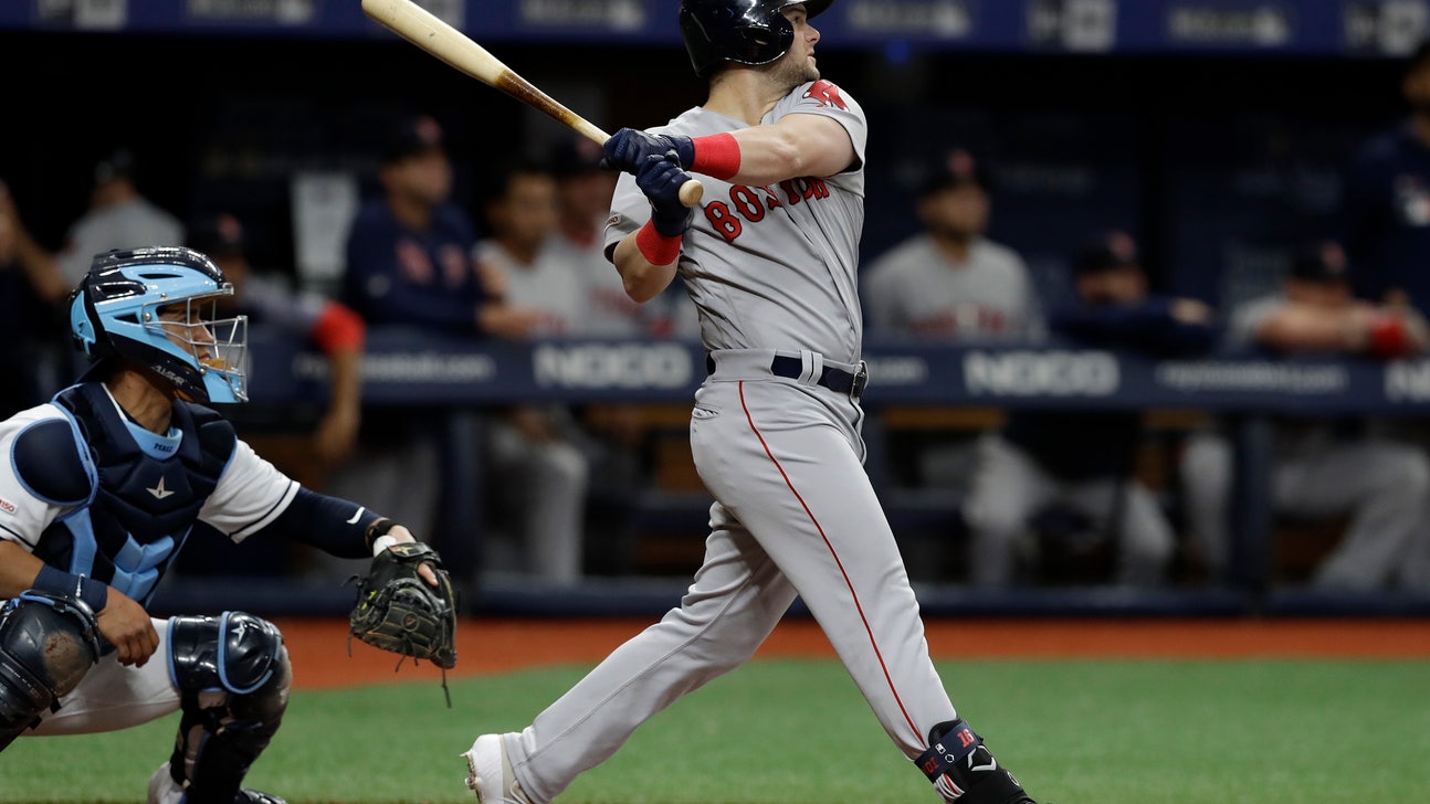 Red Sox get 1st series win, beat Rays 6-5 behind Benintendi