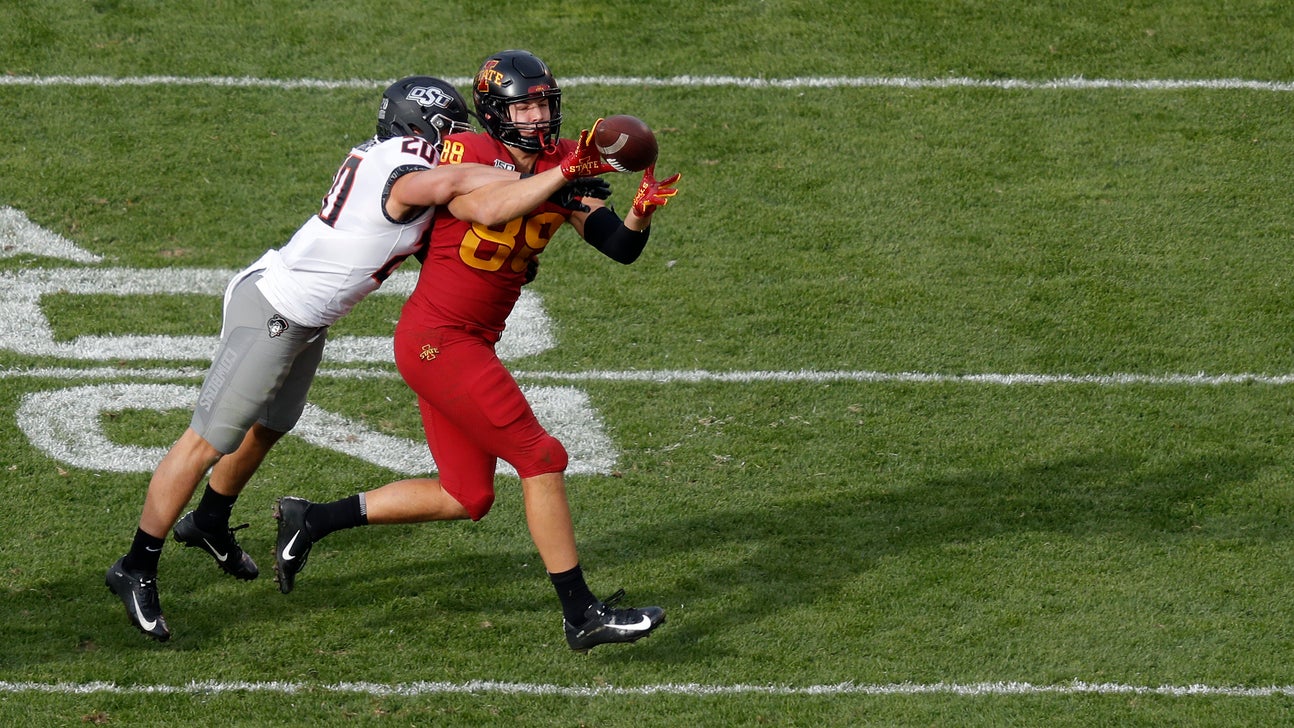 Oklahoma State upsets No. 23 Iowa State 34-27