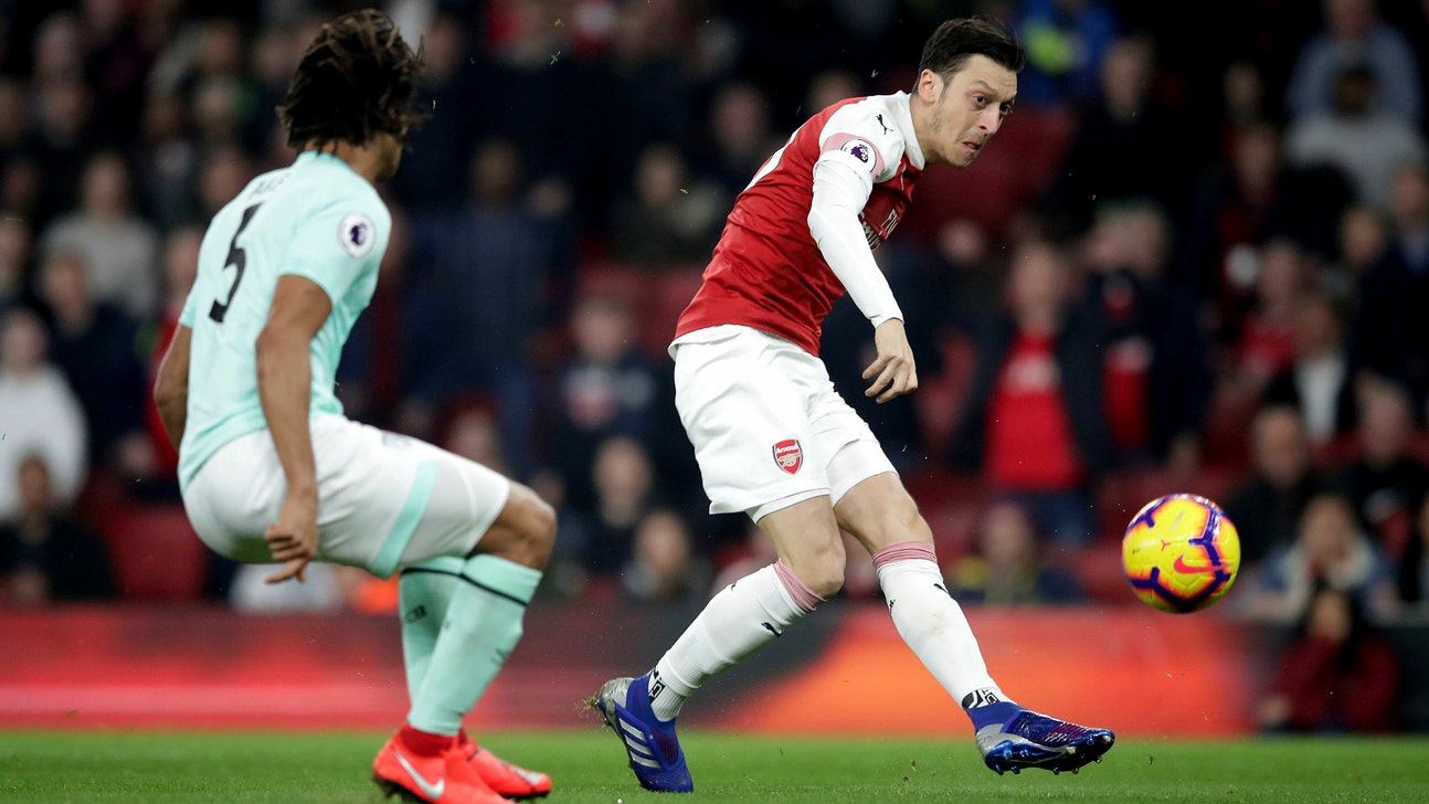 Ozil shines as Arsenal beats Bournemouth 5-1 in EPL