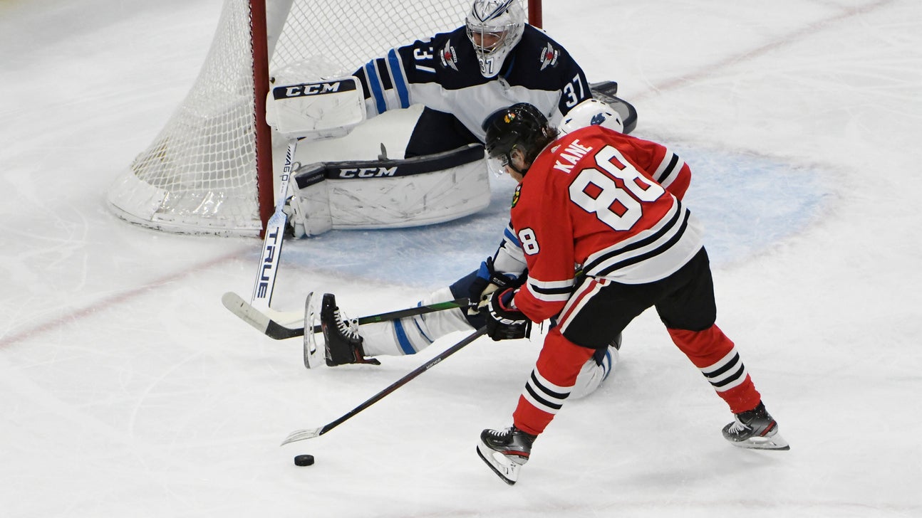 Kane gets 1,000th point, Blackhawks beat Jets 5-2
