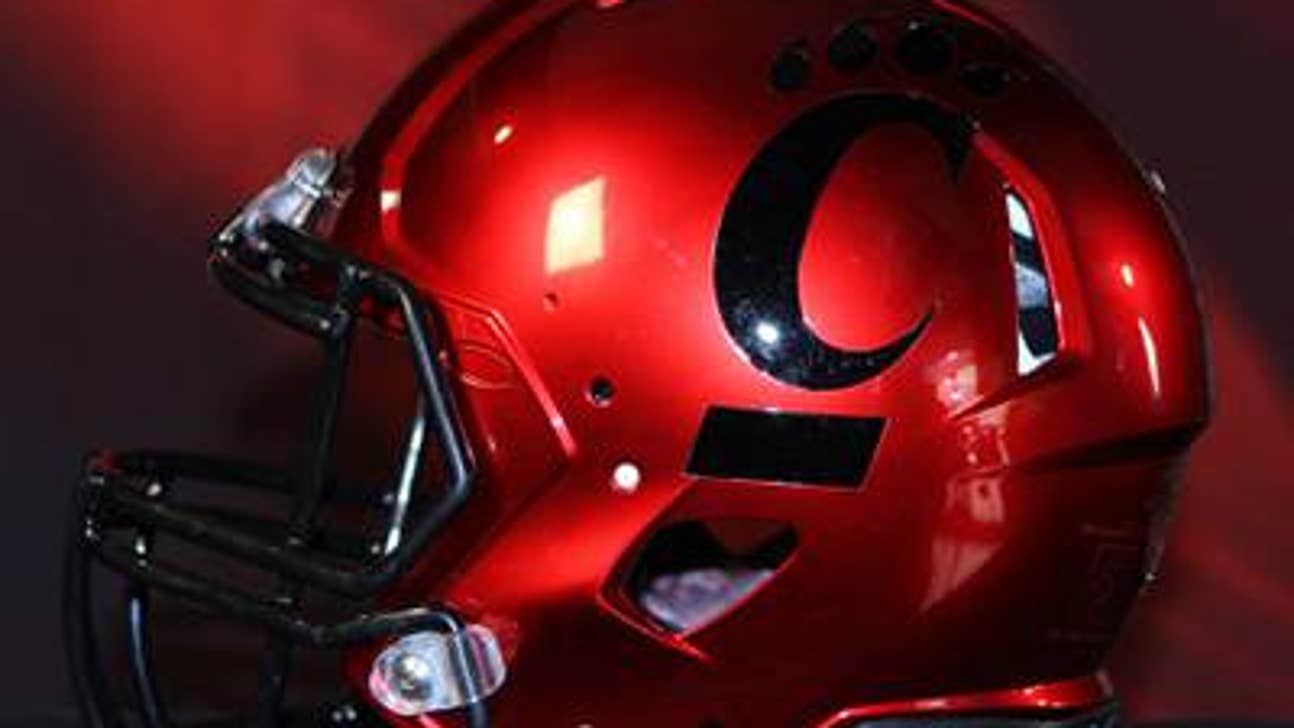 UC Bearcats to wear red chrome helmets in Belk Bowl