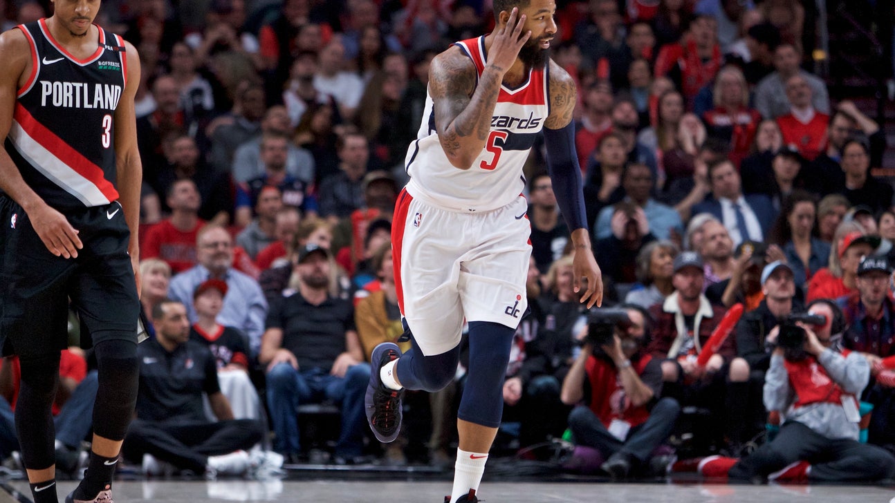 Wizards' Morris fined $15,000 for grabbing Curry's shorts