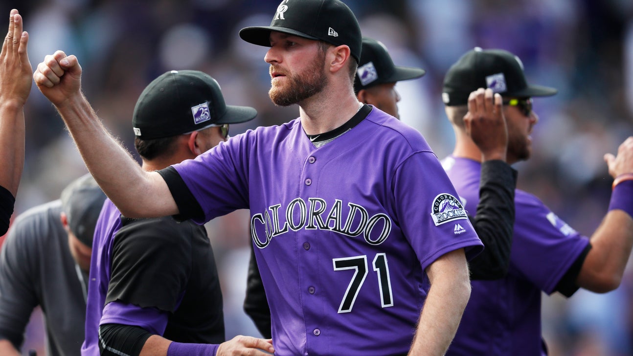 Dahl homers in 4th straight, Rockies open 1-game lead