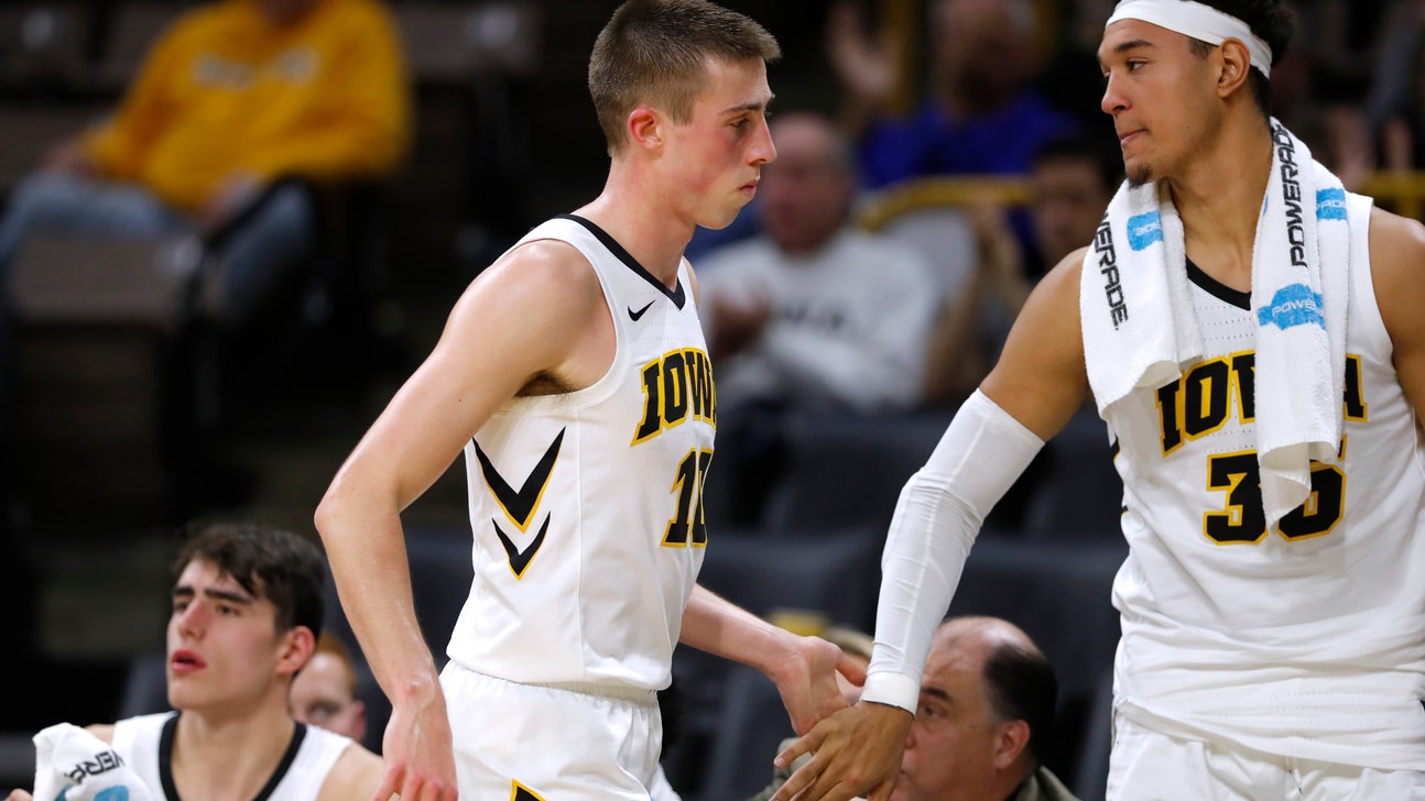 Wieskamp scores 15, Iowa beats UMKC 77-63
