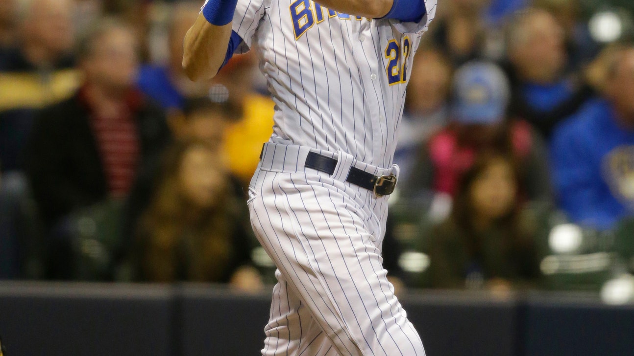 Yelich homers twice, Brewers beat Dodgers 5-0