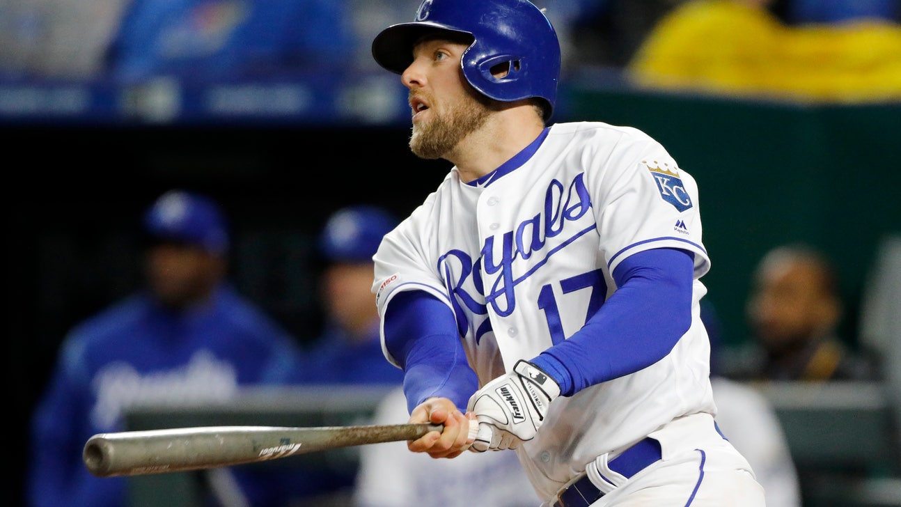 Dozier drives in 4 to pace Royals in 9-4 win over Angels
