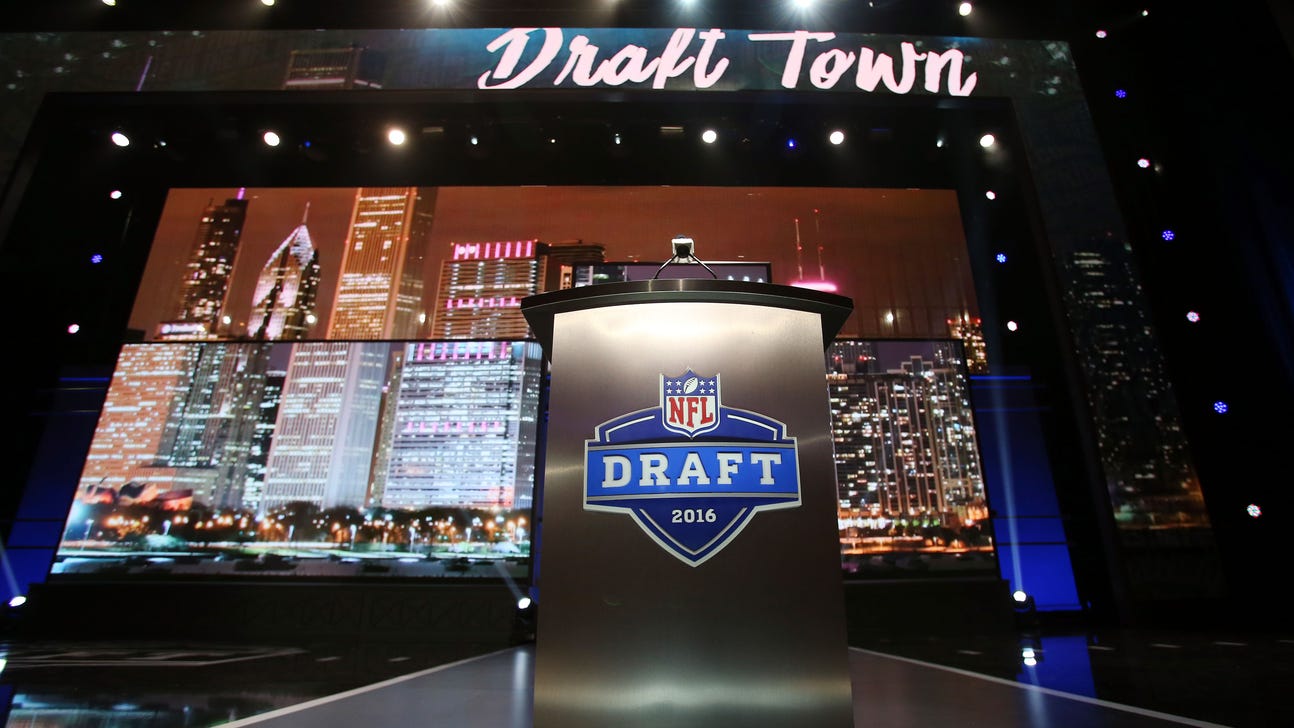 New Orleans Saints Draft: Antonio Pipkin QB, Tiffin