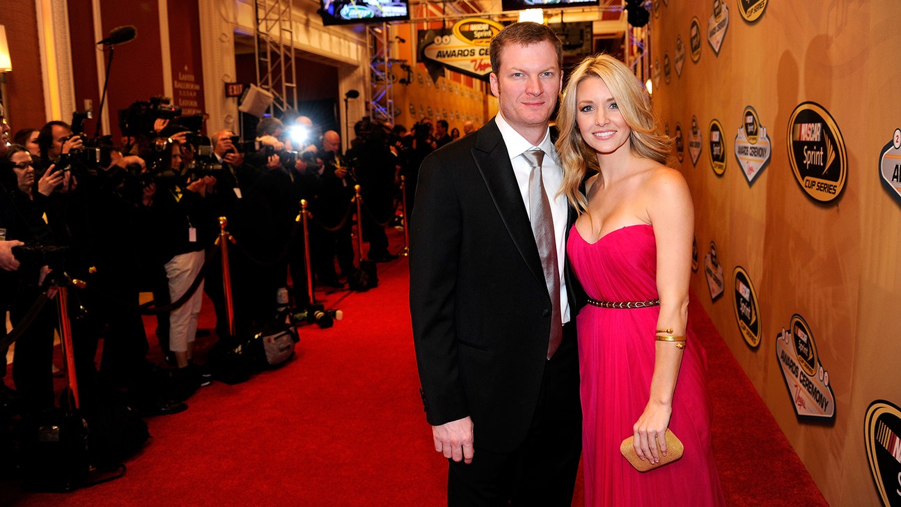 Viva Las WAGs! NASCAR wives, girlfriends heat up red carpet