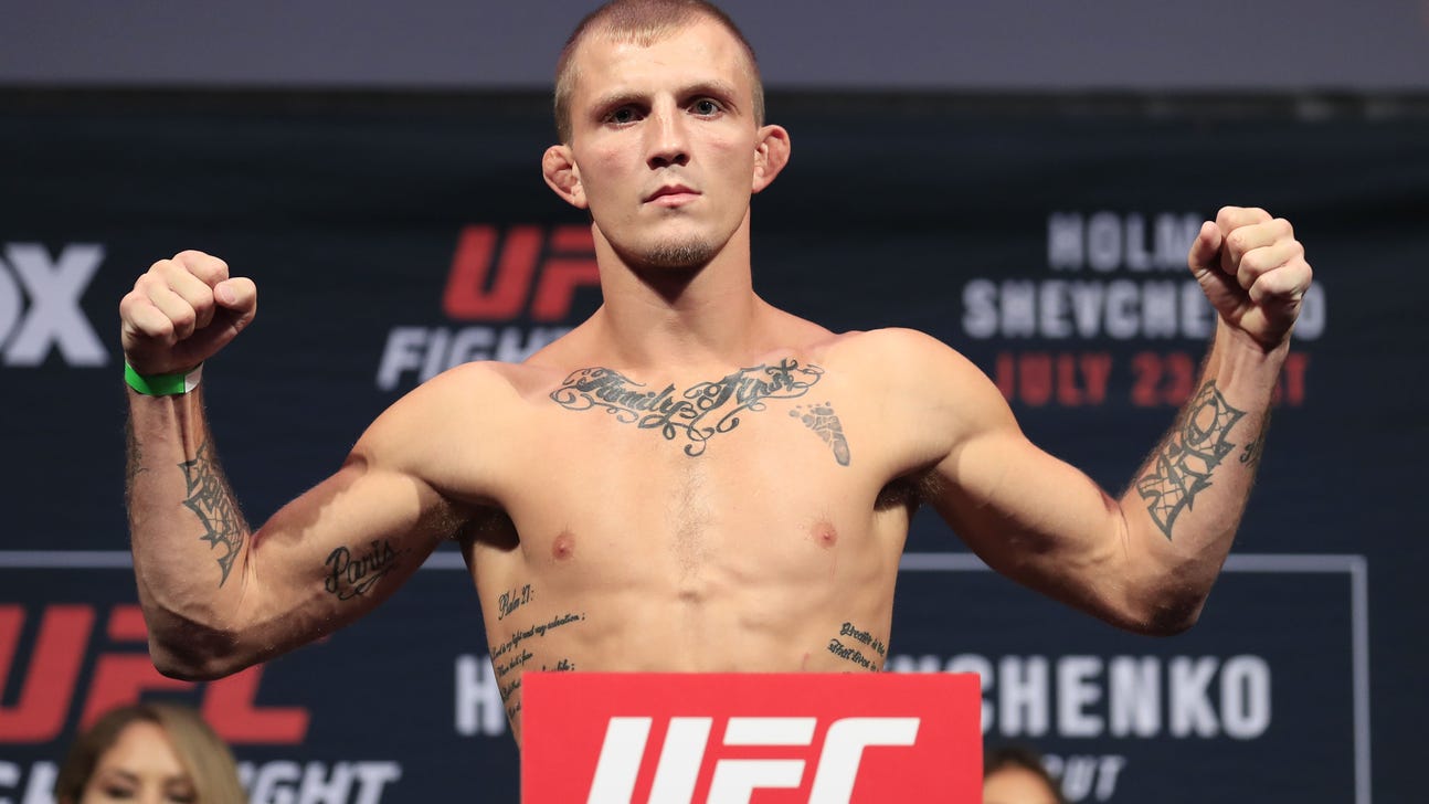 Jason Knight taps out Alex Caceres at UFC On FOX 23