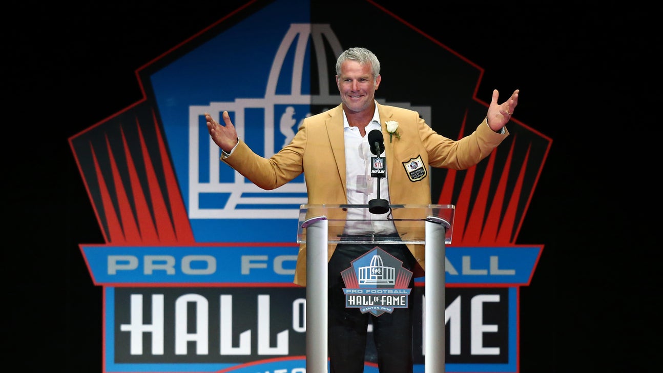 New England Patriots: Brett Farve Predicts Patriots in Super Bowl