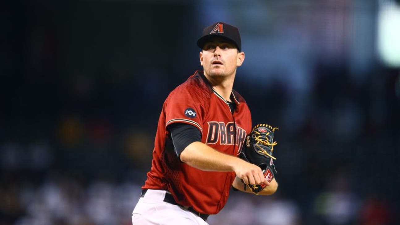 Pirates Sign Relief Pitcher Daniel Hudson