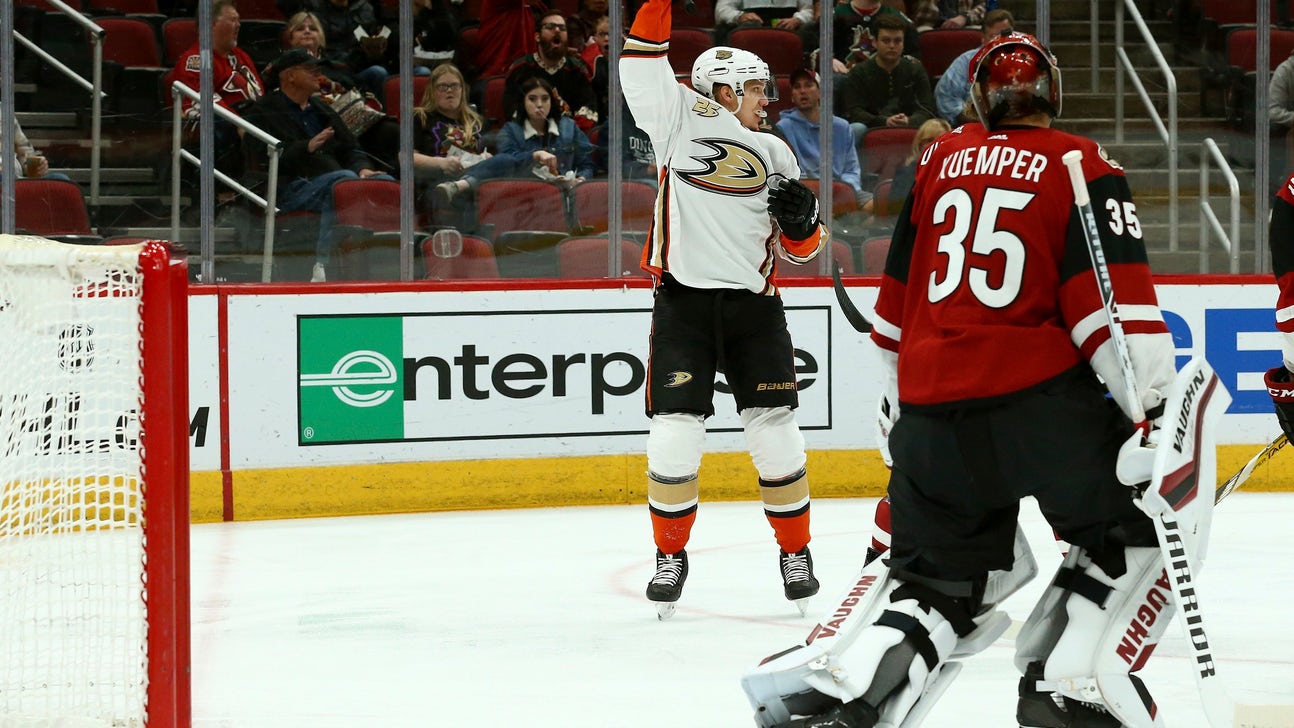 Henrique, Terry score as Ducks end Coyotes’ win streak