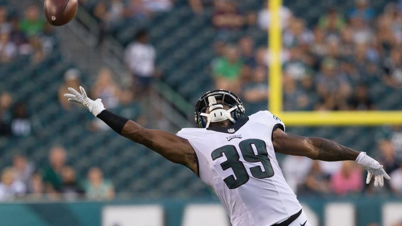 Three men placed on Eagles IR, three men are added