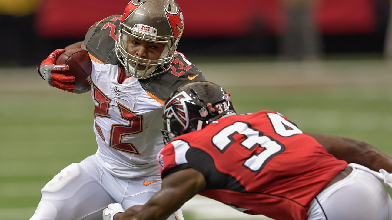 Brian Poole Lights Up Russell Wilson to Save First Down (Video)