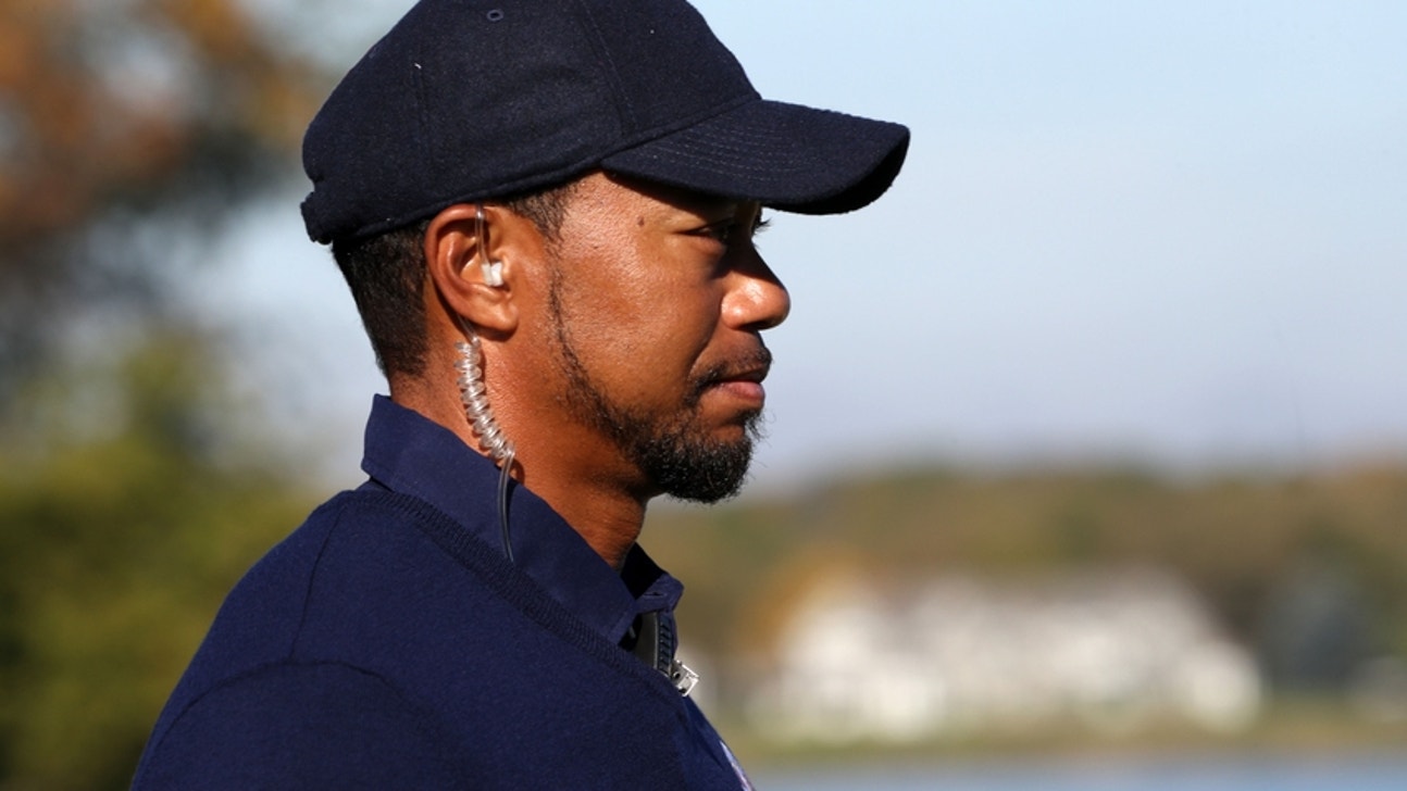 Pro Golf Daily: Tiger Woods and Donald Trump Play Trump International