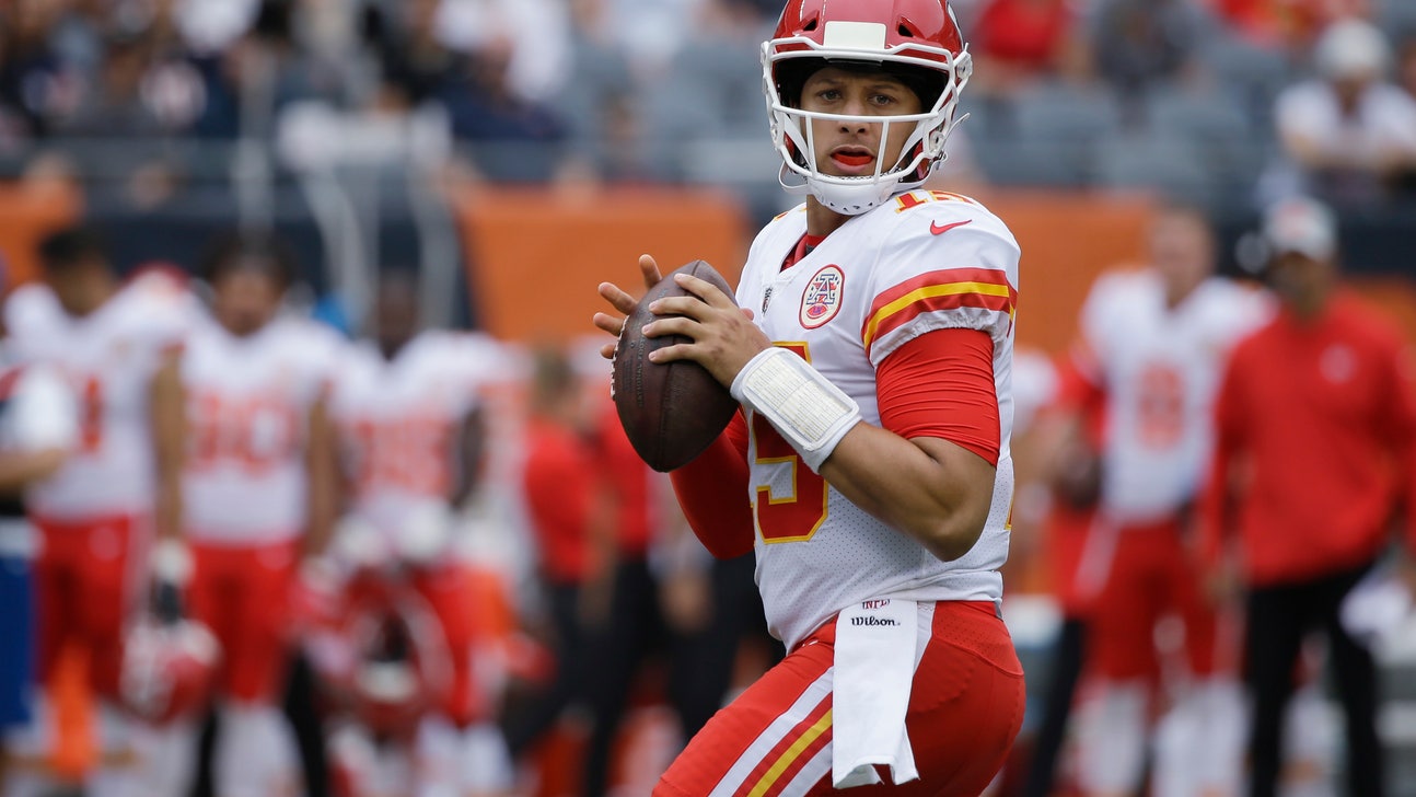 Chiefs' expectations rest on Mahomes' strong right arm