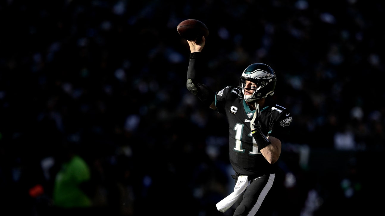Wentz, Howard lead Eagles past Bears 22-14
