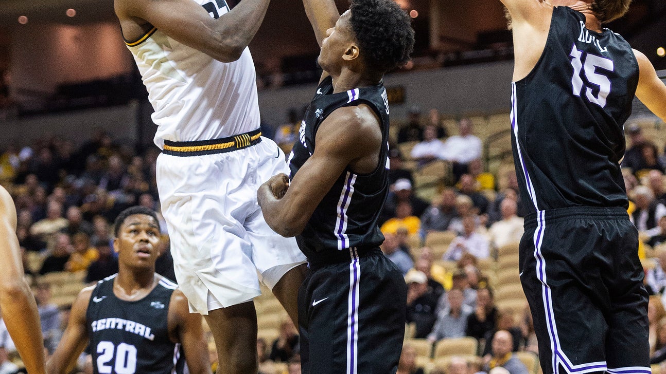 Missouri wins opener over Central Arkansas 68-55