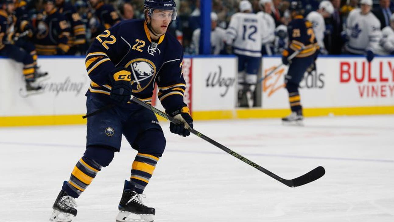 NHL Daily: Johan Larsson, Steve Santini, 2017 Winter Classic