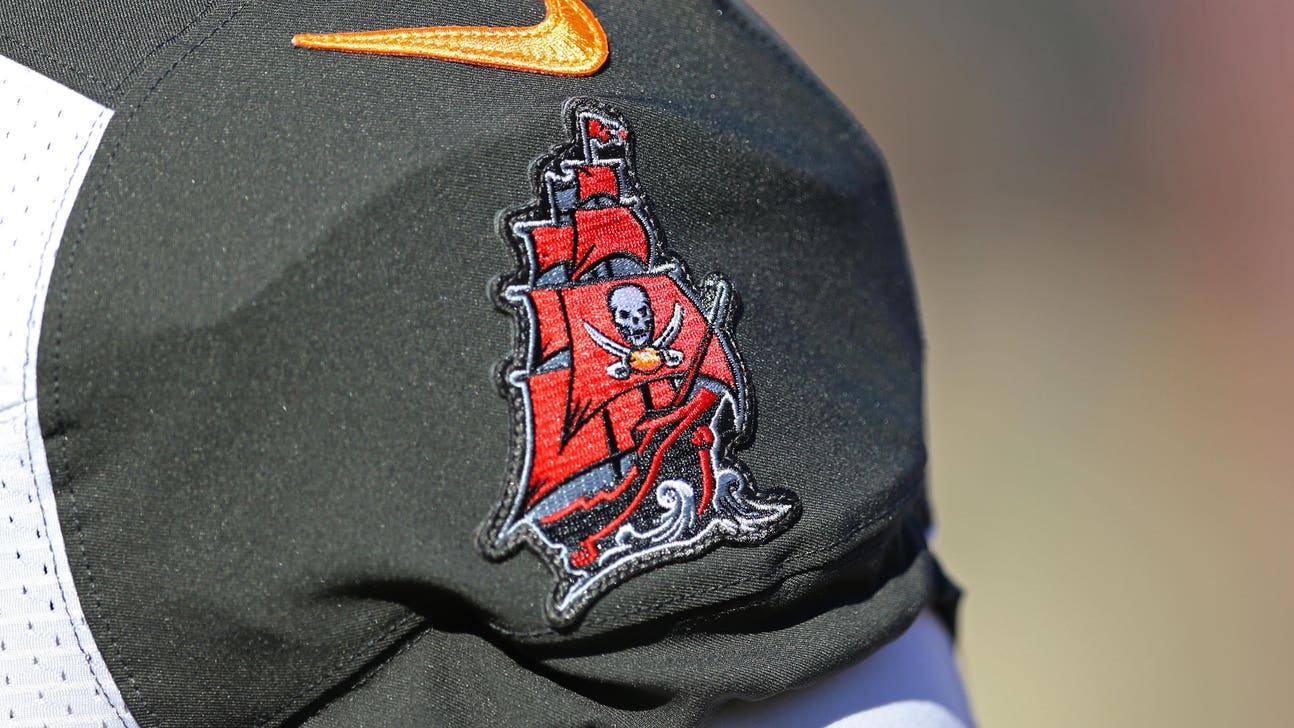 Buccaneers' Jersey Countdown: Number 77