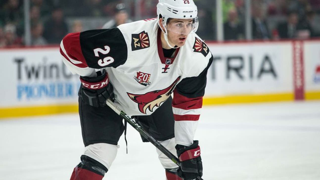 Arizona Coyotes: Brendan Perlini Scores Hat Trick With Roadrunners