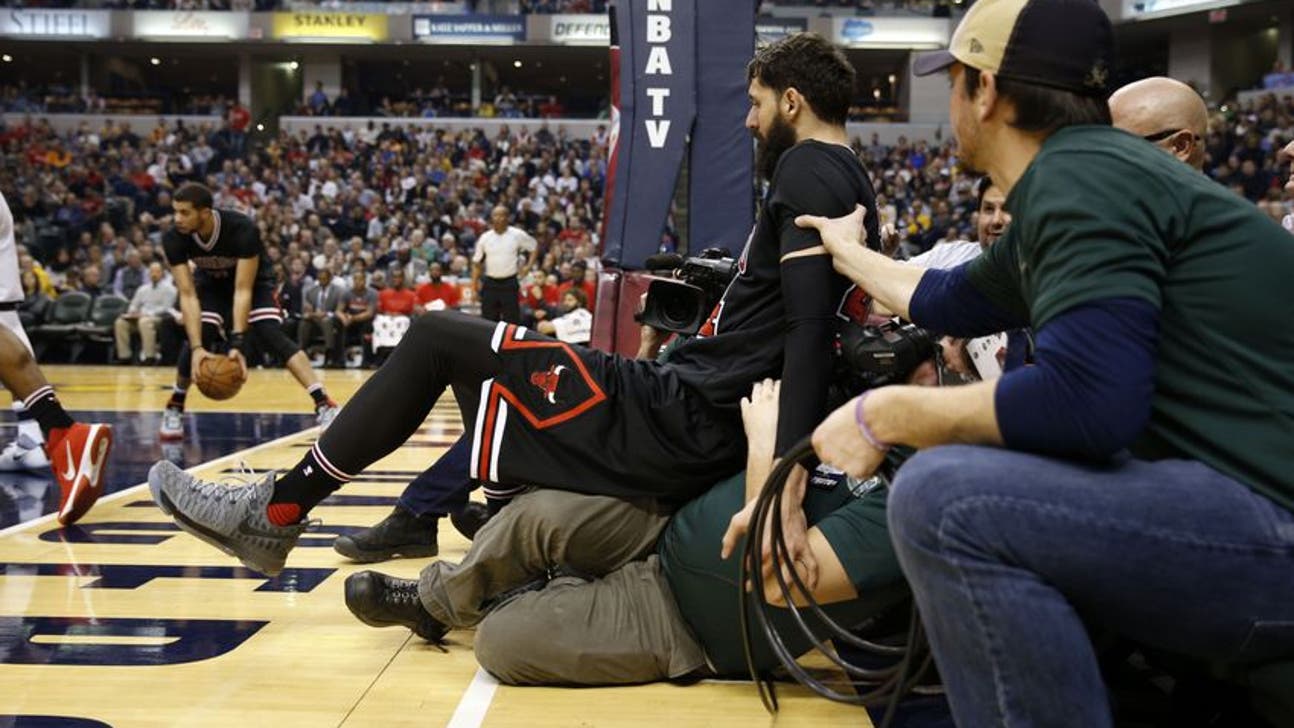 Chicago Bulls at Indiana Pacers Instant Analysis: Rondo Benched, Felicio Shines