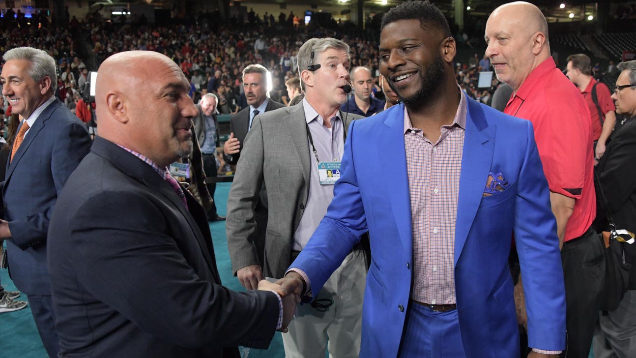 LaDainian Tomlinson inducted into 2017 Pro Football Hall of Fame