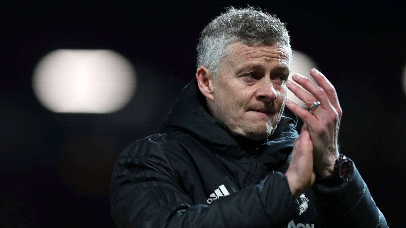 Solskjaer says transfer rumors could explain Herrera absence