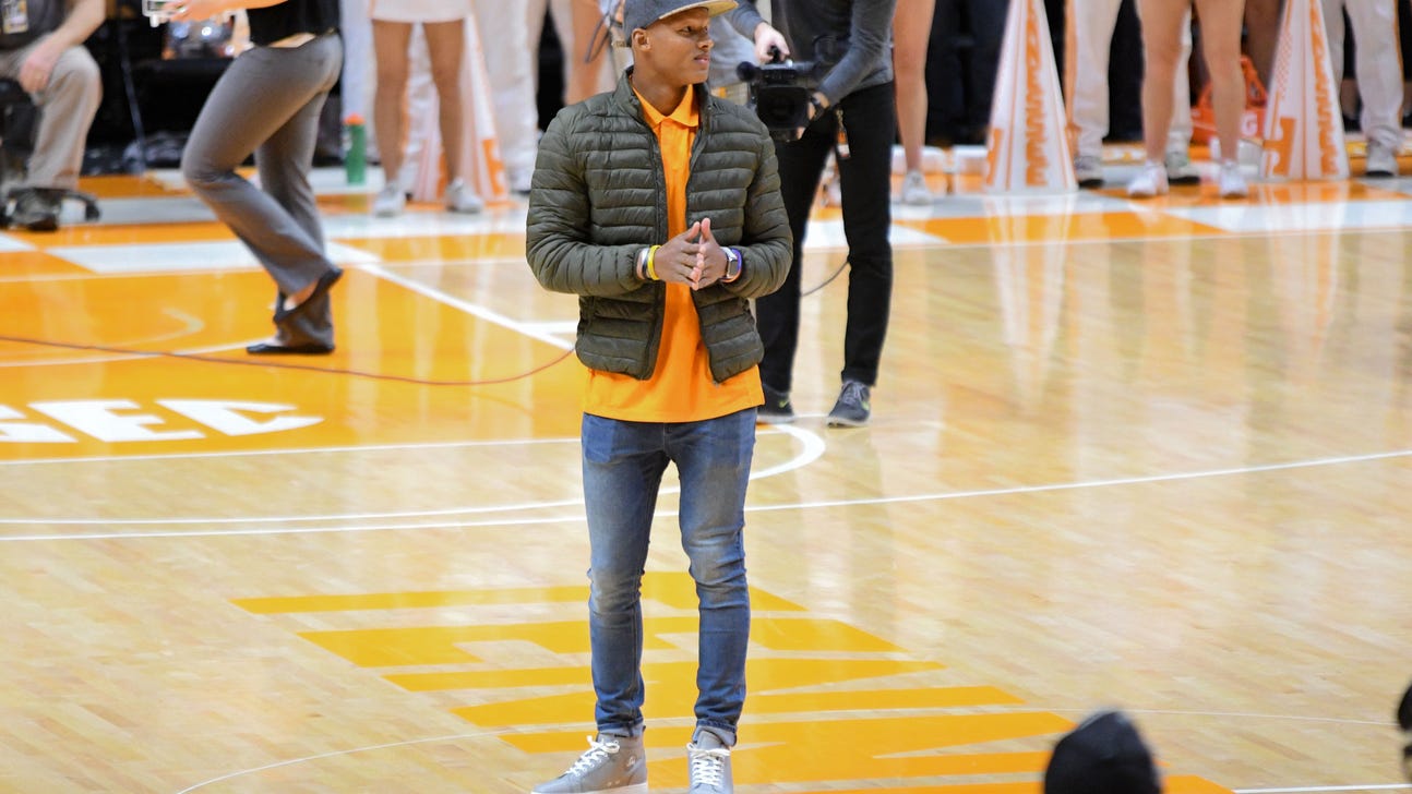 Tennessee Football: Vols QB Josh Dobbs Has Scholarship Named in His Honor