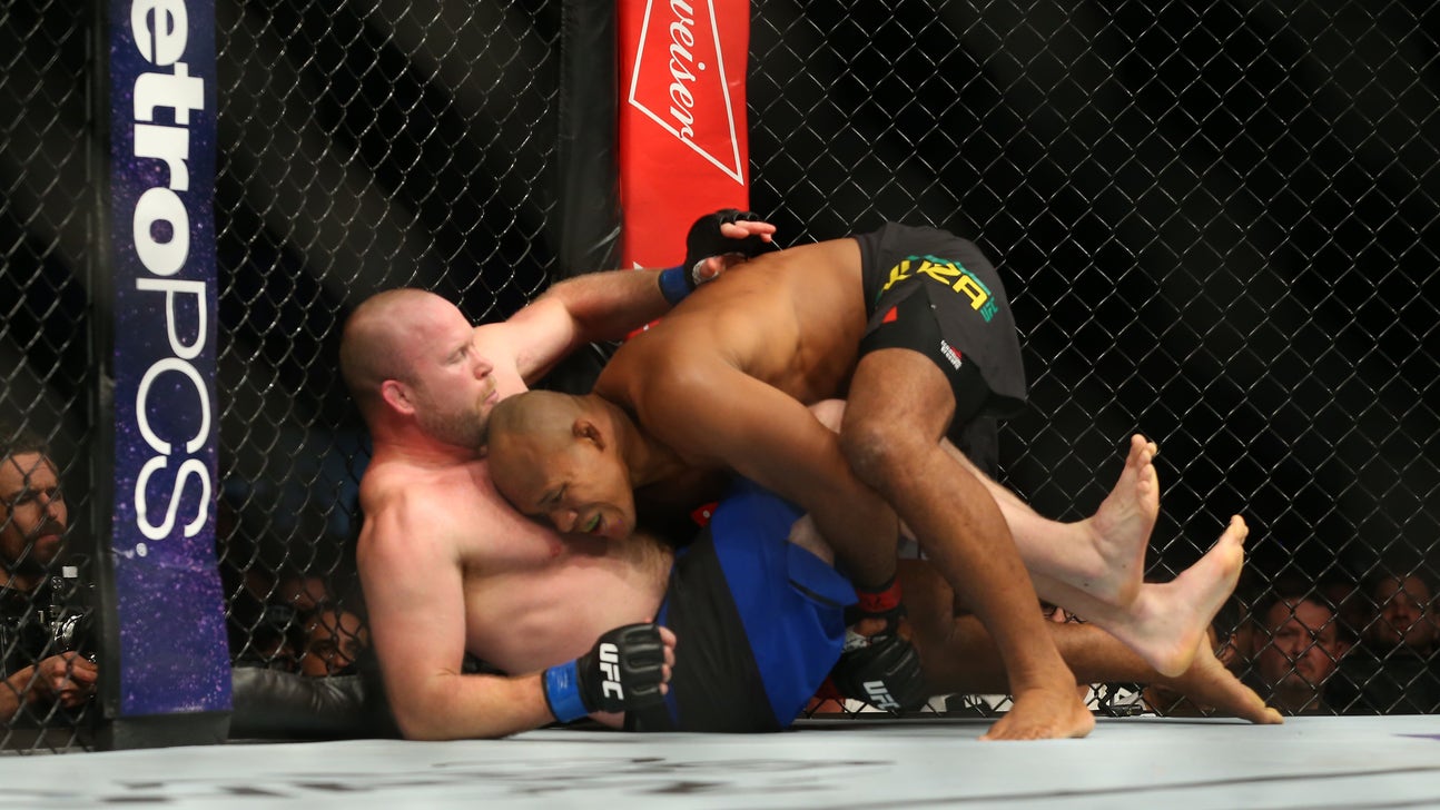 UFC 208: Jacare Souza, Dustin Poirier and Jim Miller Earn Bonuses