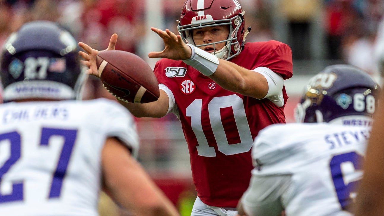 Jones, No. 5 Alabama rout Western Carolina, 66-3 without Tua