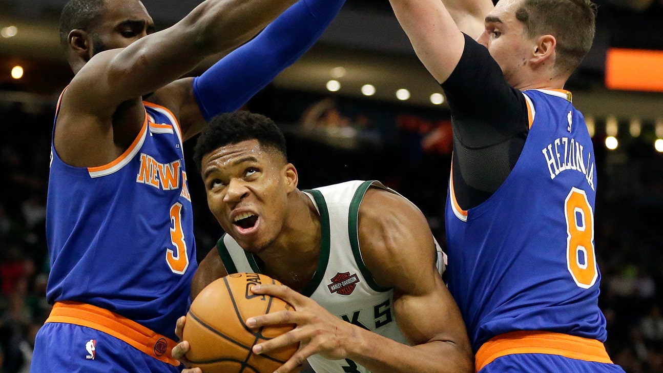Giannis, Middleton hit late 3s, Bucks hold off Knicks