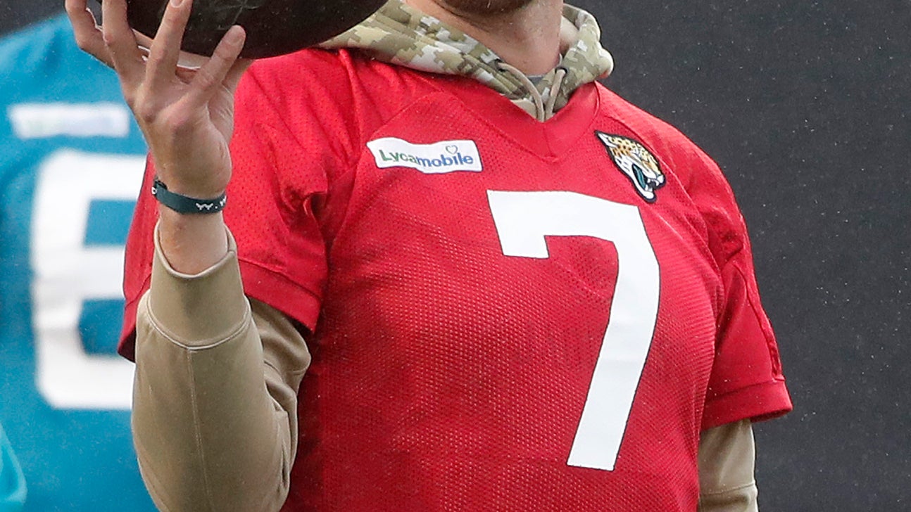 Foles ready for emotional return as Jags, Colts square off