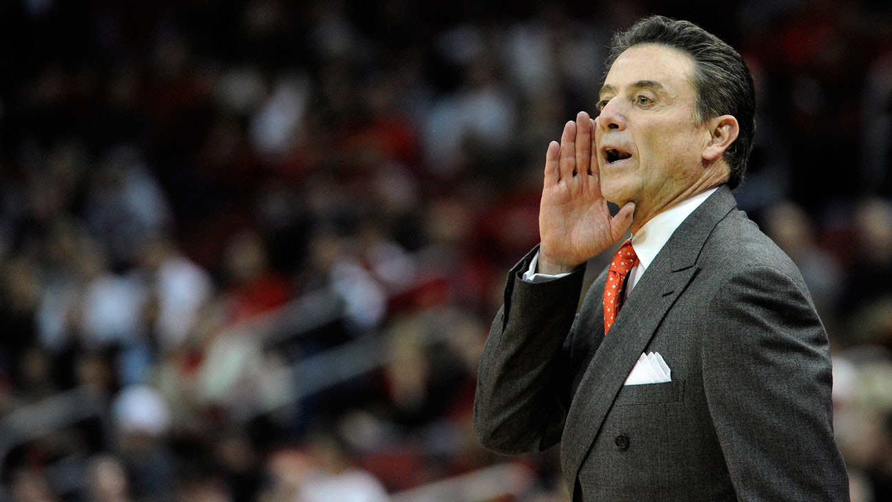 Louisville's Pitino named to coach Puerto Rico team
