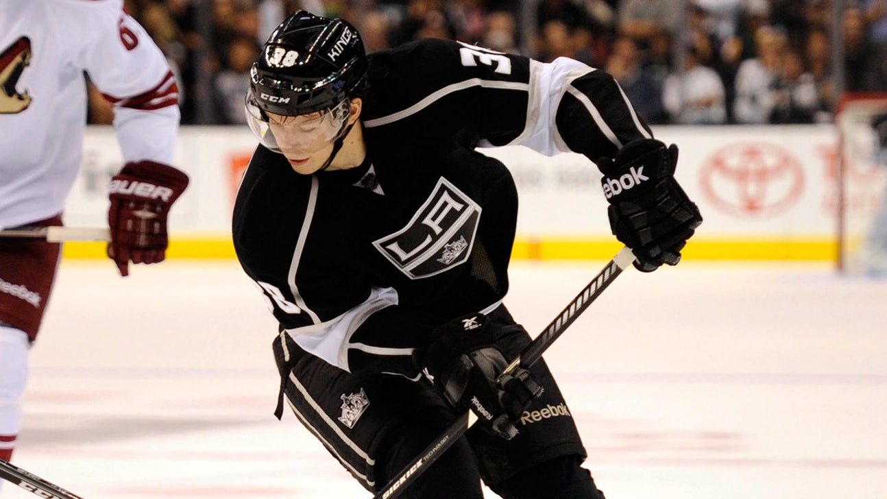 Hurricanes acquire Zykov from Kings in exchange for Versteeg