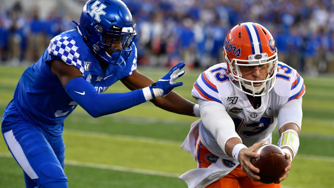 Florida QB Feleipe Franks leaves game with right leg injury