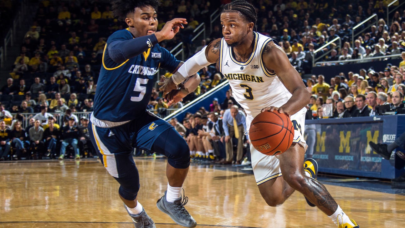 No. 9 Michigan rolls past Chattanooga 83-55