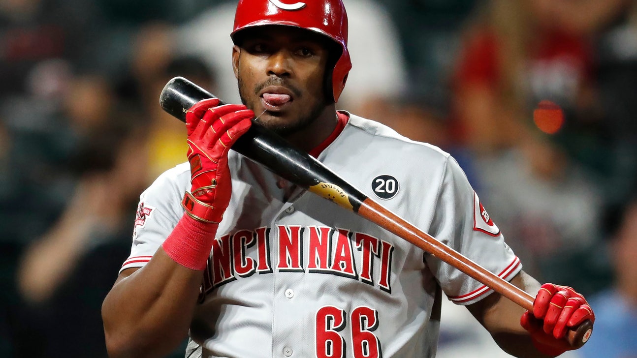 Ervin ties Reds' record with 6 hits in 17-9 win over Rockies