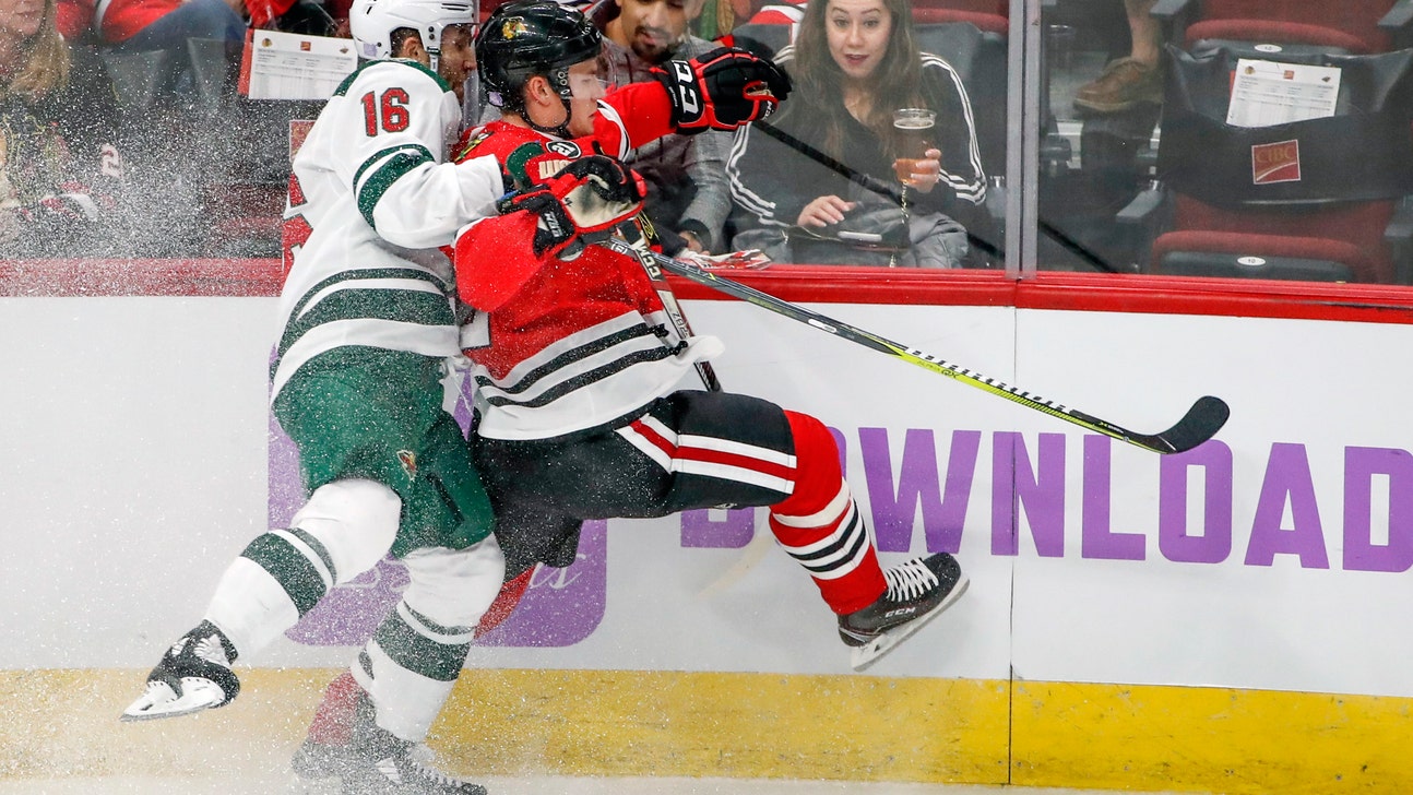 Crawford registers 39 saves, Blackhawks beat Wild 3-1