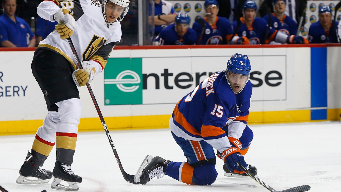 Nosek helps Golden Knights beat Islanders 3-2