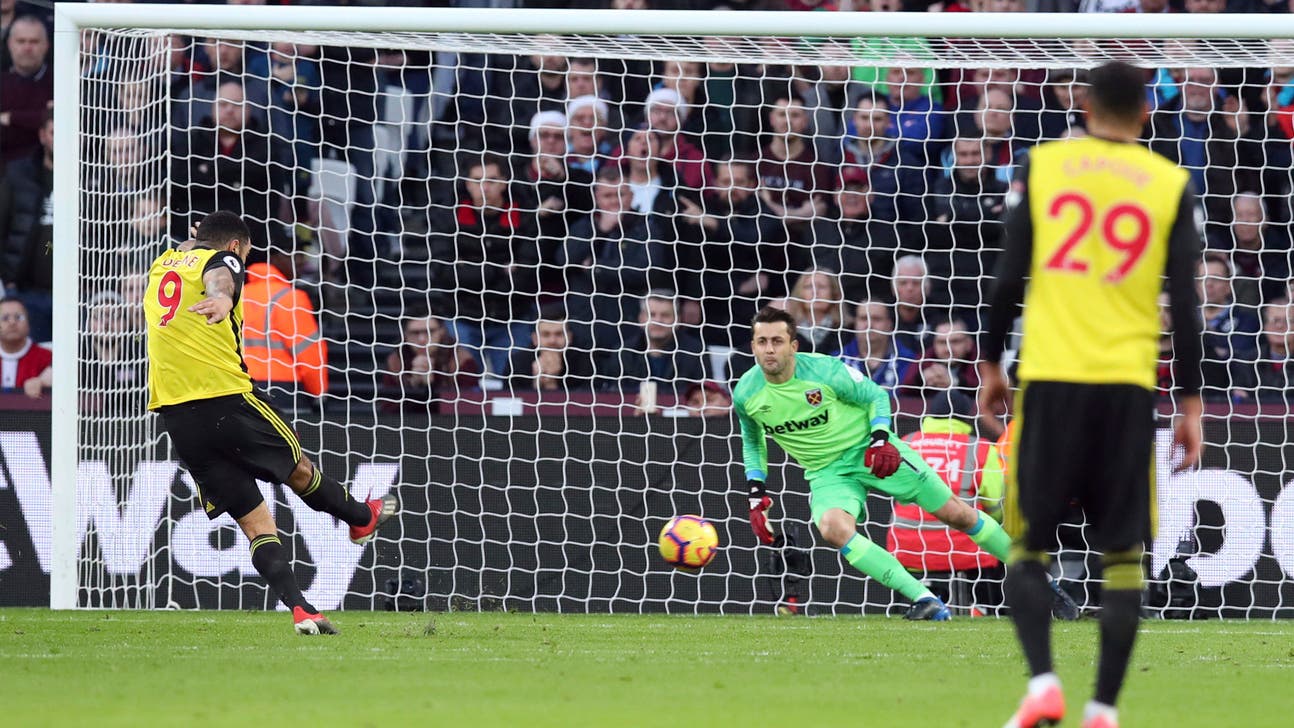 Pantomime villain Deeney helps Watford sink West Ham