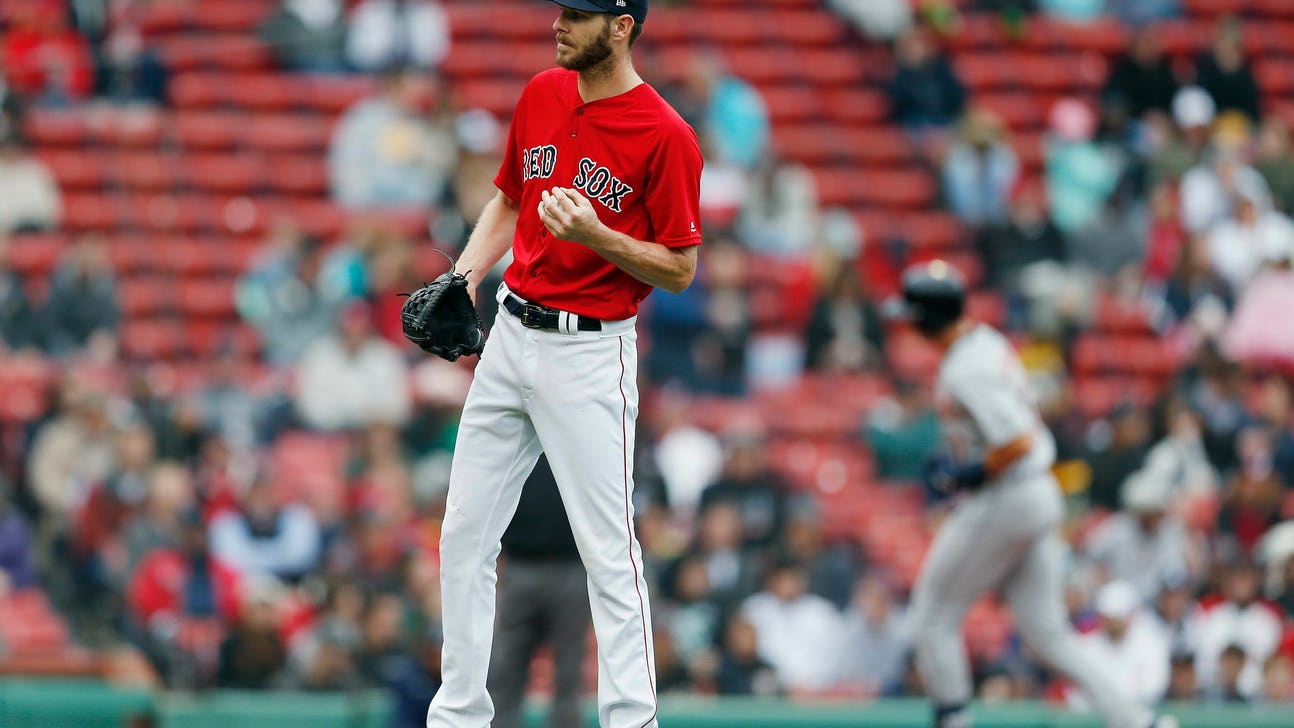 Sale remains winless as Tigers sweep Red Sox 7-4, 4-2