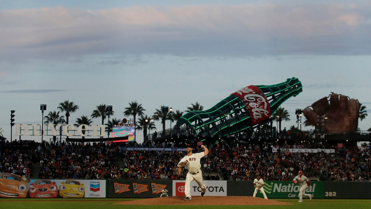 Bumgarner takes no-hit bid into sixth, Giants beat Phillies