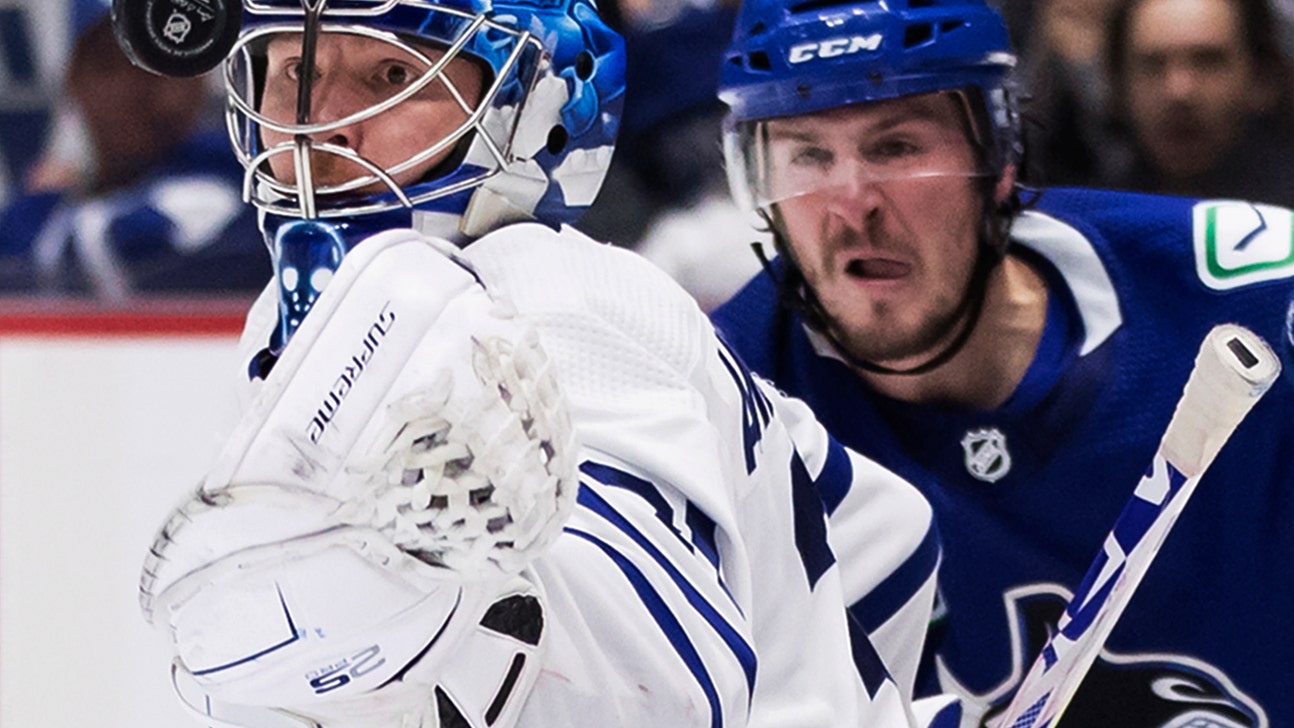 Tavares has 3-point game, Toronto beats Vancouver 4-1