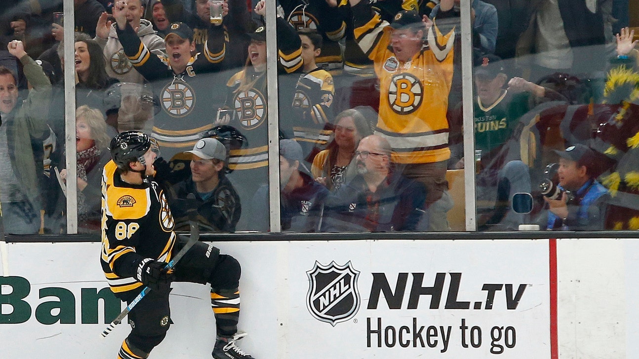 Pastrnak scored 3 goals, Bruins beat winless Red Wings 8-2