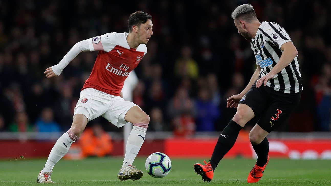 Mesut Ozil finally earns Emery's trust at Arsenal