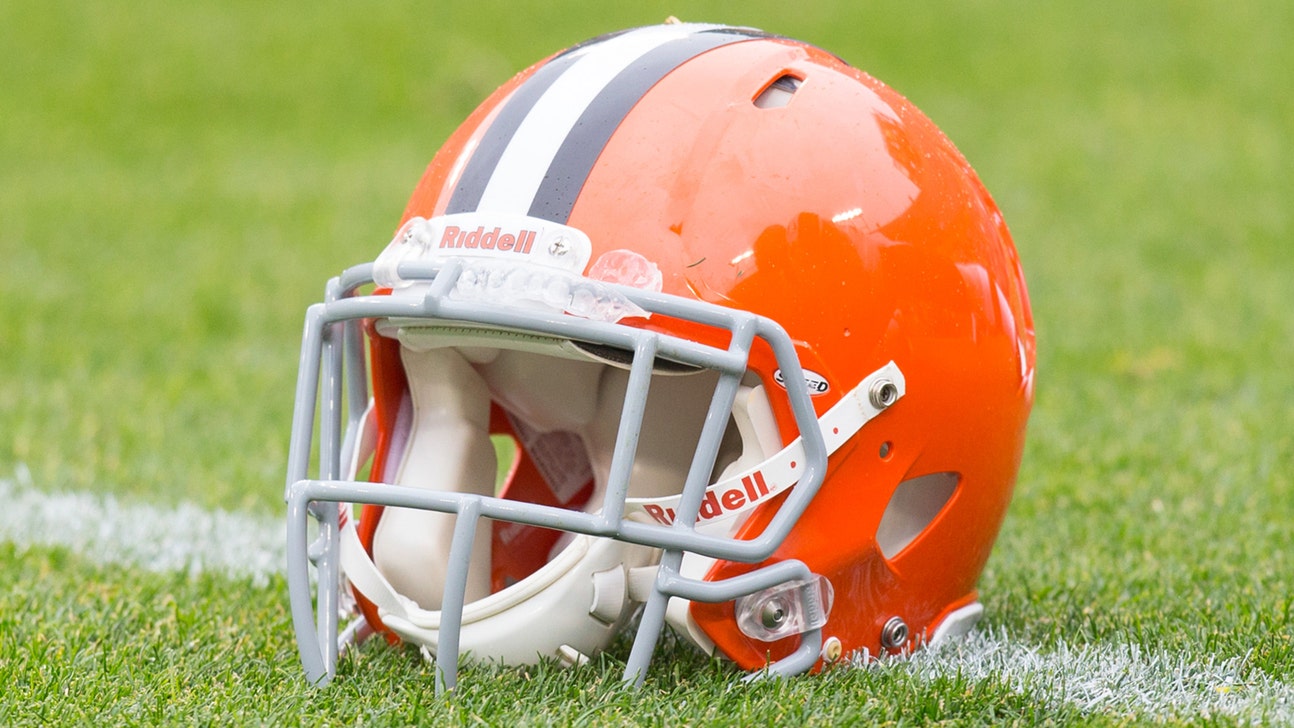 Browns add RB Terrence West in trade