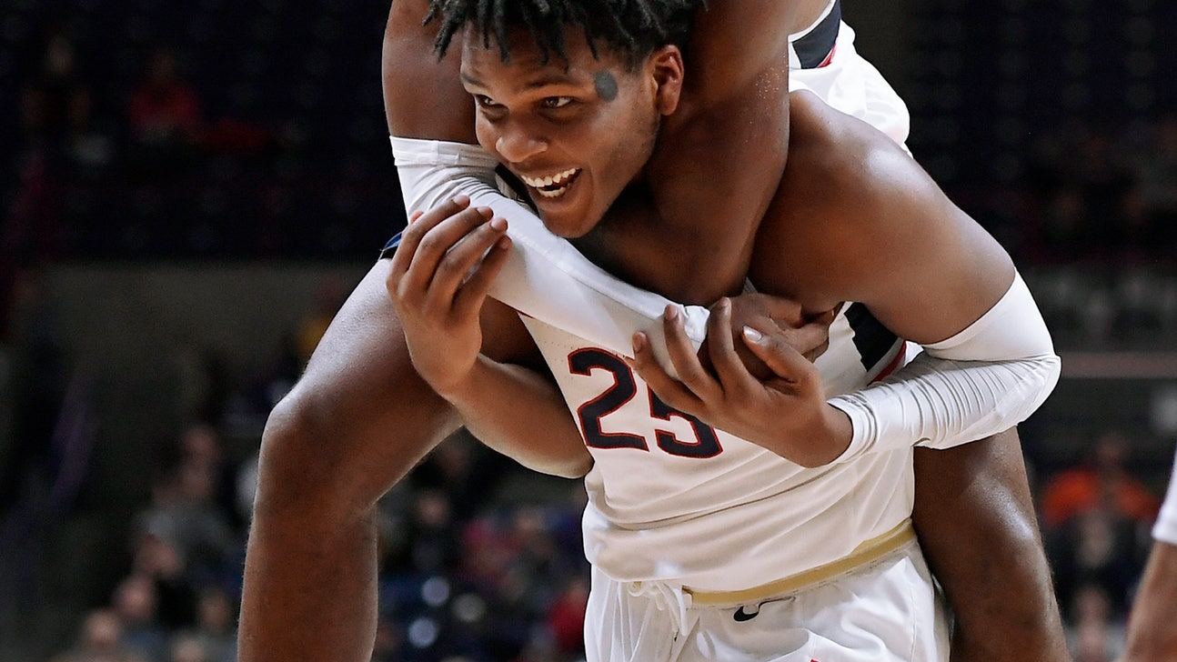 UConn wins defensive battle, 61-46 over Manhattan